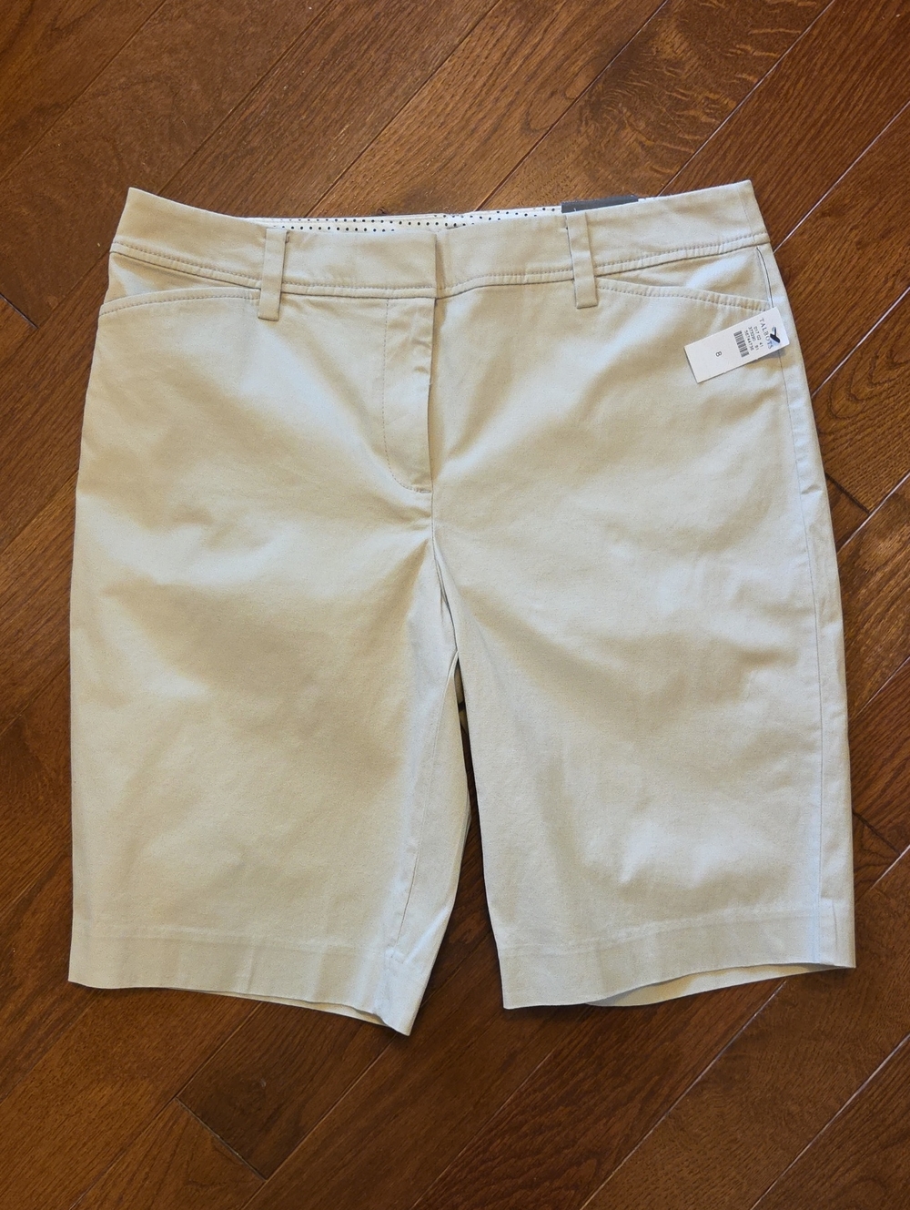 Talbots Perfect Short